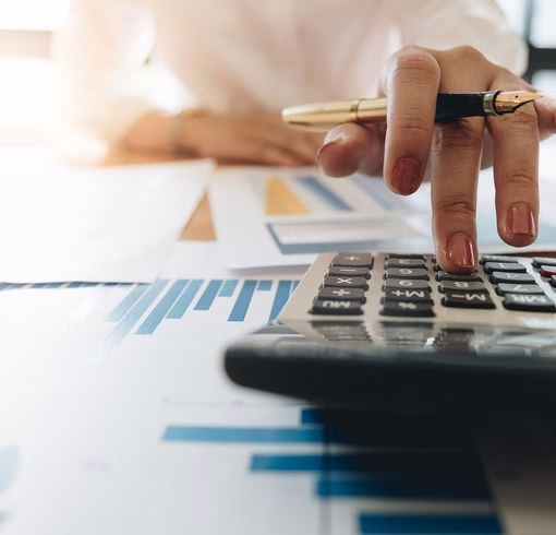 Tax & Finance Tips for Freelancers